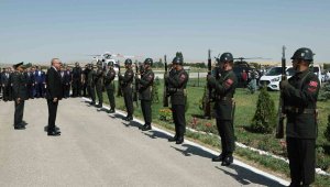 Cumhurbaşkanı Erdoğan: "Vatanımızı bölmeye, devletimizi yıkmaya çalışan hiç kimsenin gözünün yaşına bakmayız"