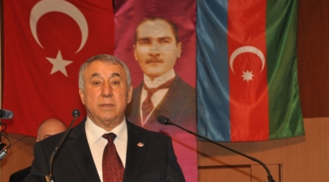 Serdar Ünsal: "Azerbaycan bayrağına uzanan elleri kırmasını biliriz"