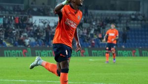 UEFA Avrupa Konferans Ligi: Medipol Başakşehir: 1 - Royal Antwerp: 1