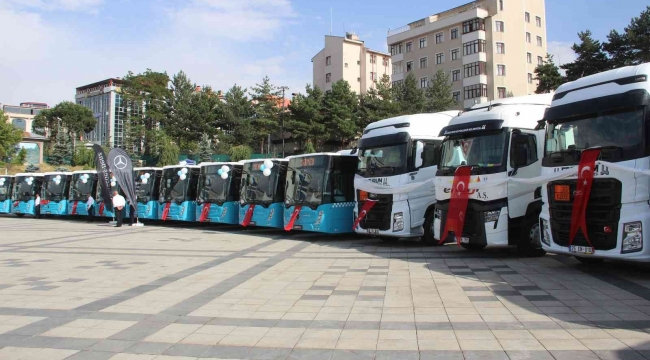 Vali Memiş: "Türkiye otobüs ve kamyon üretiminde dünya birincisi"