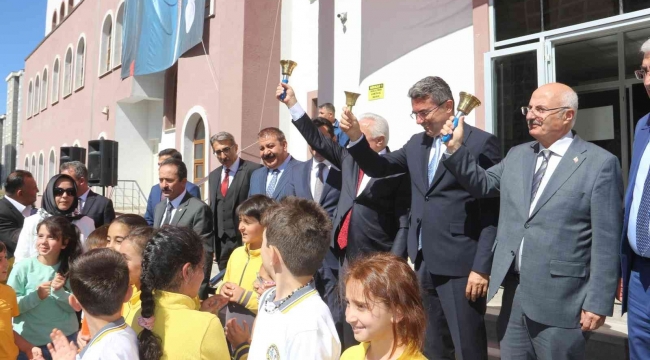 Erzurum'da 2022-2023 Eğitim Öğretim Yılı etkinliklerle başladı