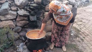 Kuşburnuda marmelat zamanı