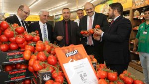 Türkiye'nin en ucuz salkım domatesi Aziziye'de