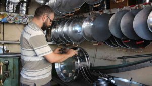 Yok olmaya yüz tutan davul fırıncılığı onun ellerinde yaşıyor