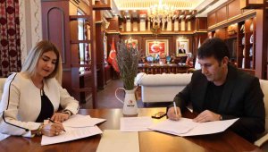 Çat Belediyesi ve Erzurum Kadın Kooperatifi işbirliğinde lavanta üretimi protokolü