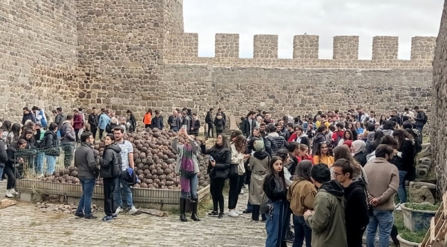 ETÜ'lü öğrenciler Erzurum'u gezdi