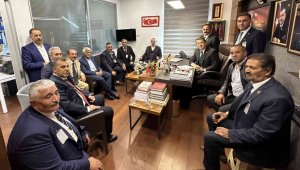 İlçe Belediye Başkanlarıyla istişare etti