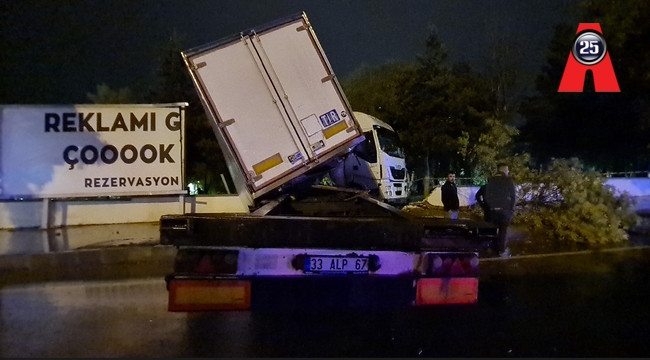 Üniversite kavşağında hafta dolmadı, yine bir kaza