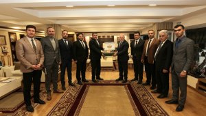 Sekmen: "Bölgenin en büyük yem fabrikası kurulacak"