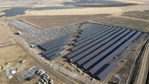 Sekmen: "Gün ışığının elektrik enerjisine dönüşmesine sayılı günler kaldı" 