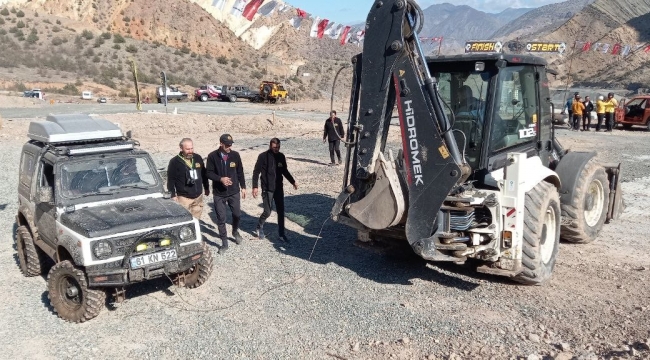 Sular altında kalacak Yusufeli'nde off-road yarışları düzenlendi