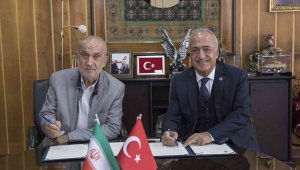 Tebriz İslami Sanatlar Üniversitesi ile mevcut protokoller yenilendi