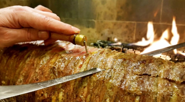 Cağ Kebabı Dünya Lezzetleri Listesinde Türkiye'nin en iyisi seçildi