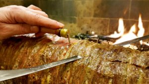 Cağ Kebabı Dünya Lezzetleri Listesinde Türkiye'nin en iyisi seçildi