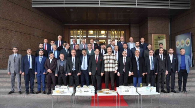Erzurum Ticaret Borsası Meclis Üyelerinde TOBB'a çıkarma