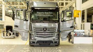 Mercedes-Benz Türk, 320 bininci kamyonunu üretti