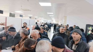 SGK'da EYT kuyruğu