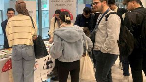 ''Türkiye'de günde 10 kişi HIV ile enfekte oluyor''