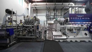 Türkiye'nin ilk yerli lokomotif motoru tanıtıldı