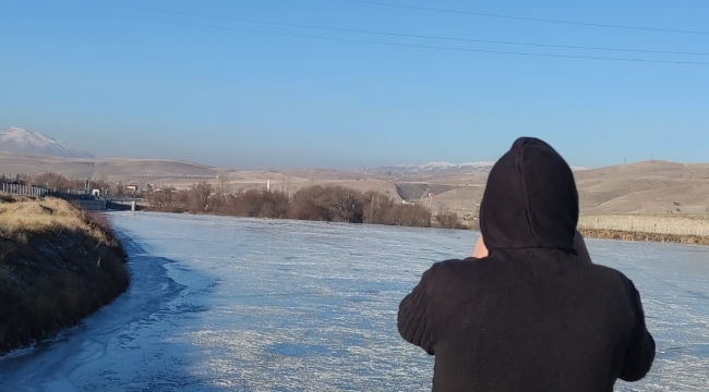 Karasu Nehri ve HES Baraj Gölü buz tuttu