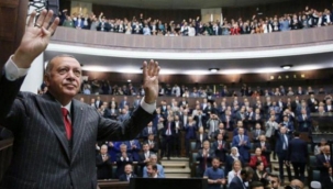 AK Parti'de üç dönem kuralına yeni düzenleme