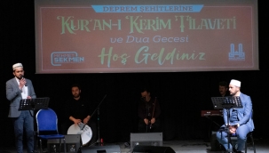 Deprem şehitleri dualarla anıldı