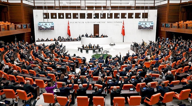 EYT TBMM'de kabul edildi