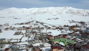Karayazı'nın 40 yıllık tapu sorunu çözüldü