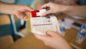 Genç seçmen sandık başında