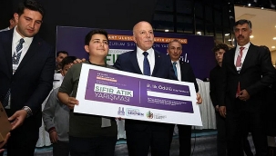 'Geri Dönüştürülebilir Sıfır Atık Yarışması' nda döktürdüler...