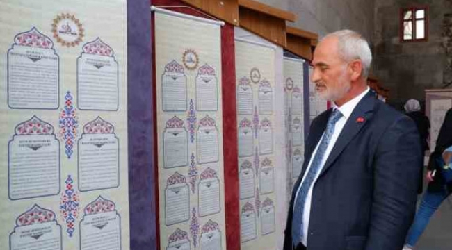 269 Şahsiyetin Biyografi Sergisi Açıldı