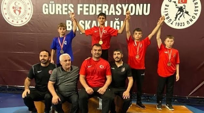 Türkiye Şampiyonasından 3 Madalyayla Döndüler 