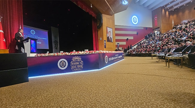 Atatürk Üniversitesi'nde Yeni Akademik Yıla Resmi Açılış Töreni