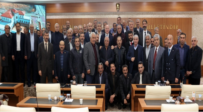 Muhtarlardan Başkan Sekmen'e hizmet teşekkürü