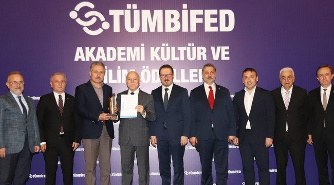 TÜMBİFED'den Sekmen'e "Yılın Yöneticisi" ödülü
