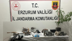 Jandarma artık enselerinde...