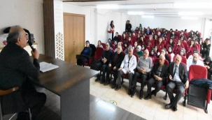 ER-VAK'tan eğitime kitaplı destek