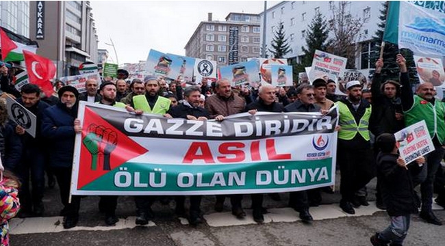 Erzurum'da binlerce kişi yürüdü
