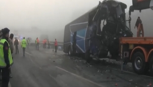 Sakarya'da zincirleme kaza; 11 ölü, 59 yaralı