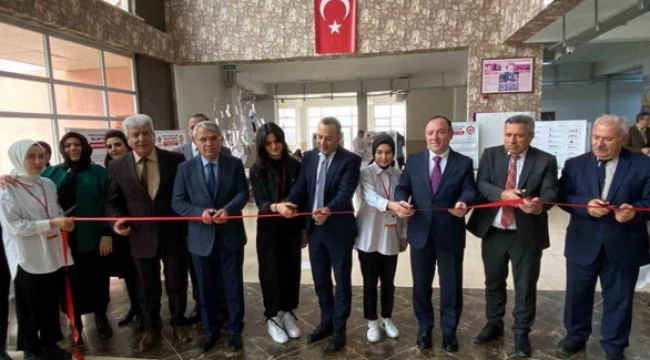 Yakutiye Anadolu Lisesi'nden bilim fuarı