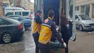 Evinde ölü bulundu