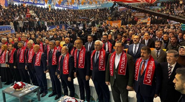 AK Parti, Erzurum'daki ilçe adaylarını tanıttı