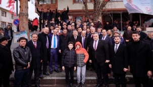 Destici'den Pazaryolu adayı Öztürk'e mahallinde destek