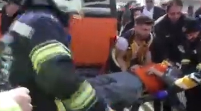 Kongre caddesinde zincirleme kaza; 14 yaralı