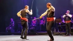 İstanbul Dans Günleri'nde Köroğlu ve Hançer Barı...