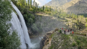 Tortum Şelalesi coştu ama...