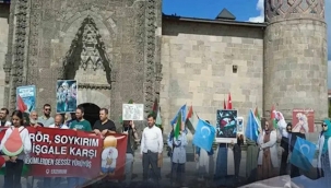 Erzurum'da sessiz yürüyüş