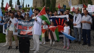 Erzurum'da sağlık çalışanlarının sessiz yürüyüşü