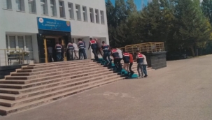 Erzurum'da terör propagandasında 8 kişi yakalandı