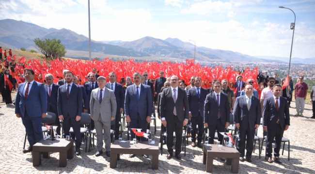 İlk ders Aziziye Tabyaları'nda